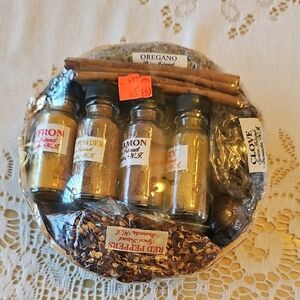 Vintage Spice Island sorted Spice Gift Set - Clear Glass Jars in Brown Basket
